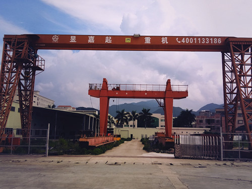 單雙梁門式起重機有哪些差異